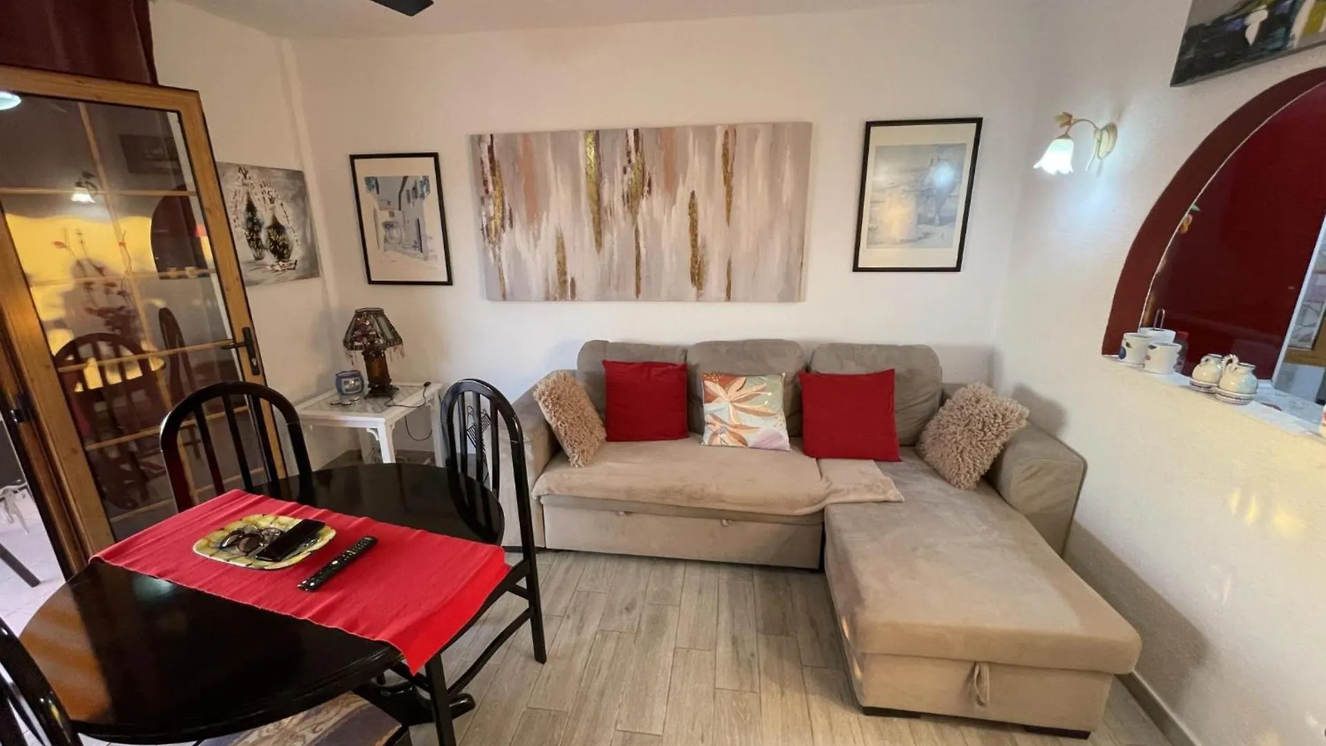 דירות אדחה 108 Parque Cristina, Ocean View, Heated Pool, Free Wi Fi ספרד