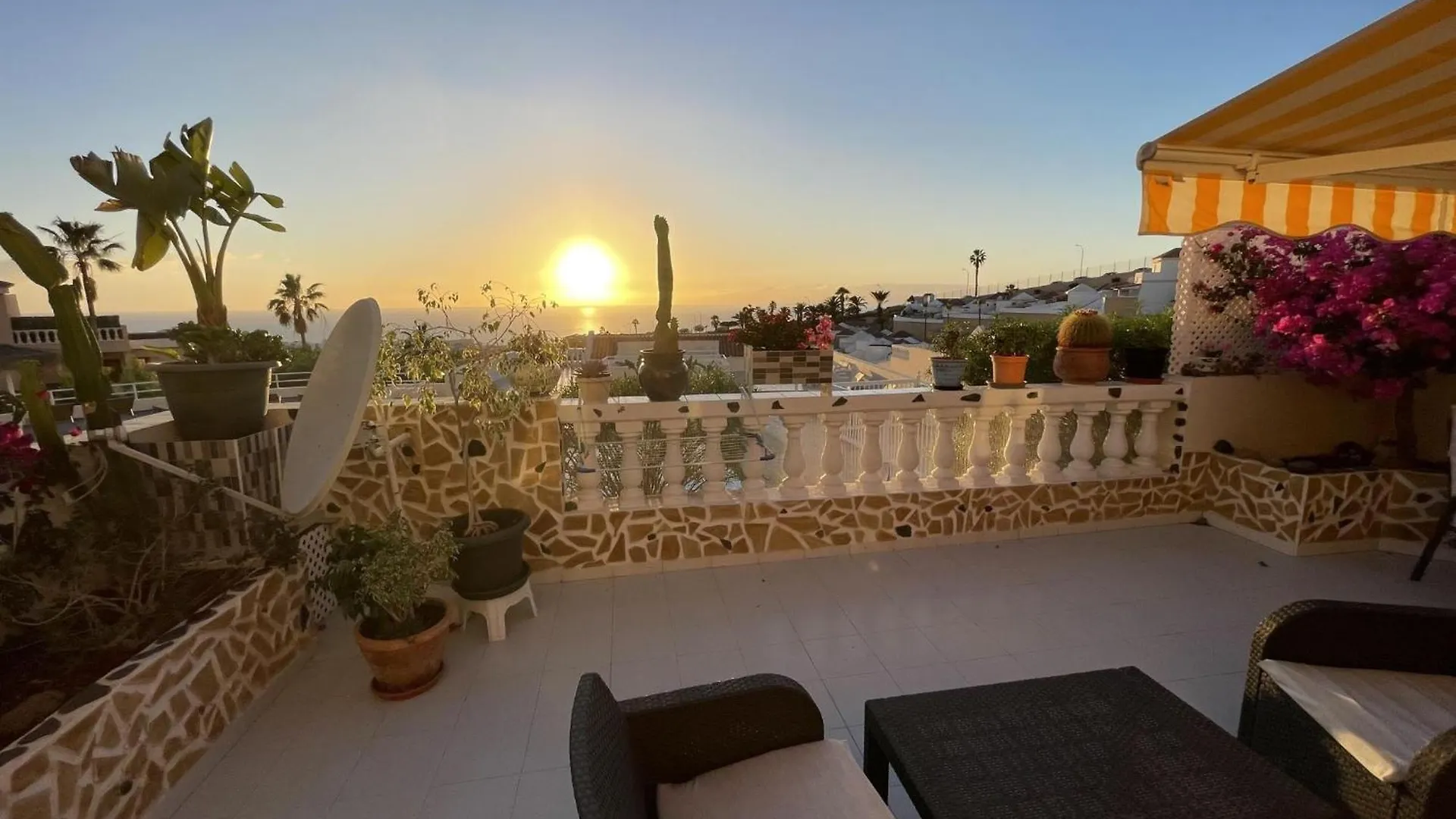 דירות אדחה 108 Parque Cristina, Ocean View, Heated Pool, Free Wi Fi ספרד