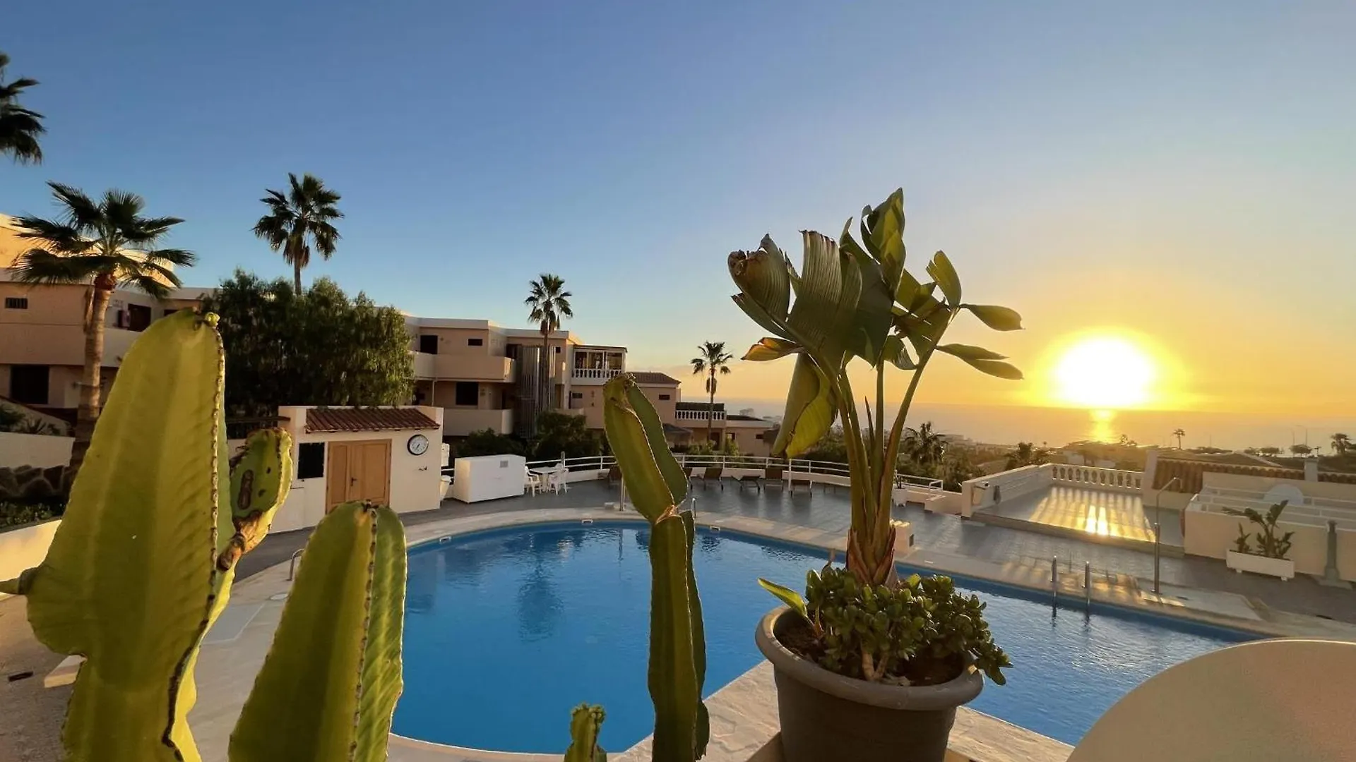 דירות אדחה 108 Parque Cristina, Ocean View, Heated Pool, Free Wi Fi