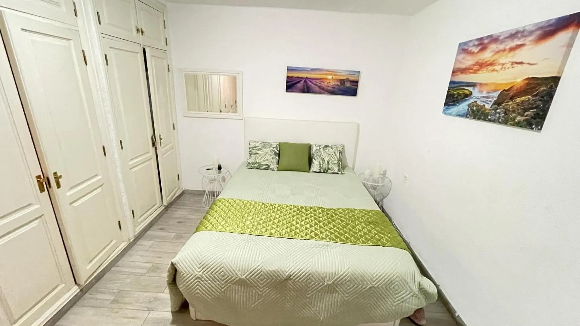דירות אדחה 108 Parque Cristina, Ocean View, Heated Pool, Free Wi Fi 0*,  ספרד